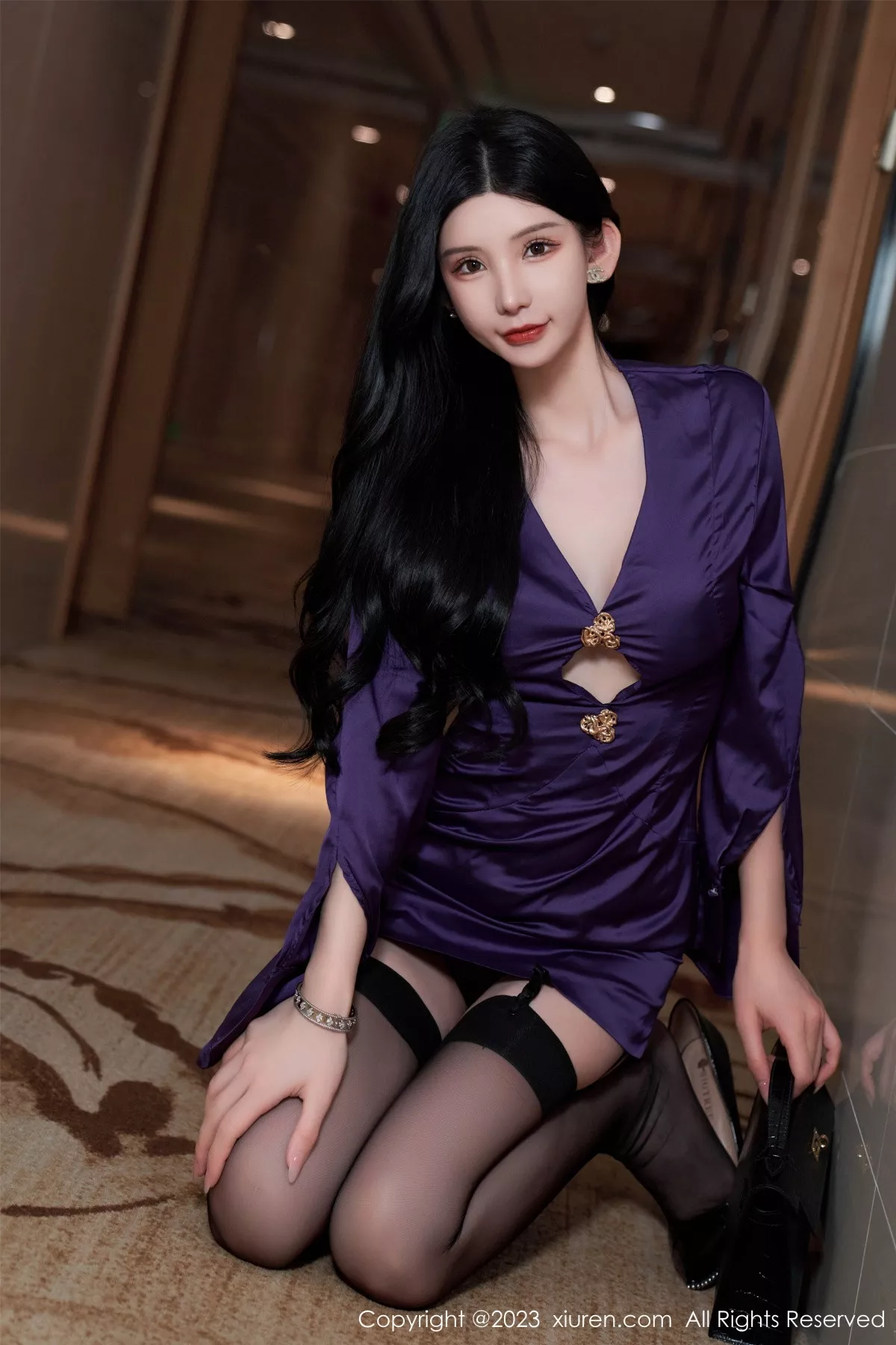 秀人集.com_[XiuRen秀人网]No.7398_女神周于希Sally紫色上衣露性感黑色情趣服秀惹火身材诱惑写真92P