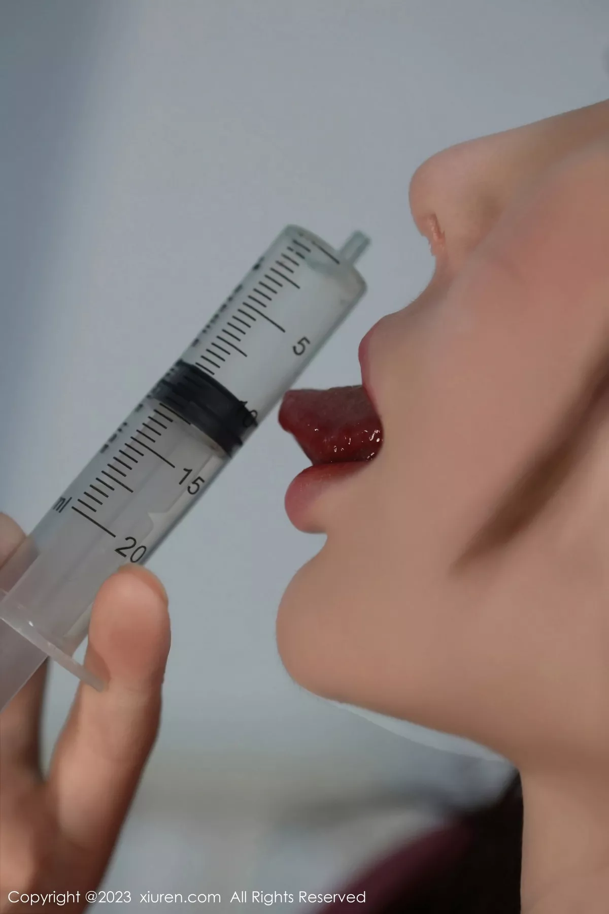 秀人集.com_[XiuRen秀人网]No.7265_模特曼柔脱粉色情趣护士服露白色蕾丝内衣配开档肉丝诱惑写真60P