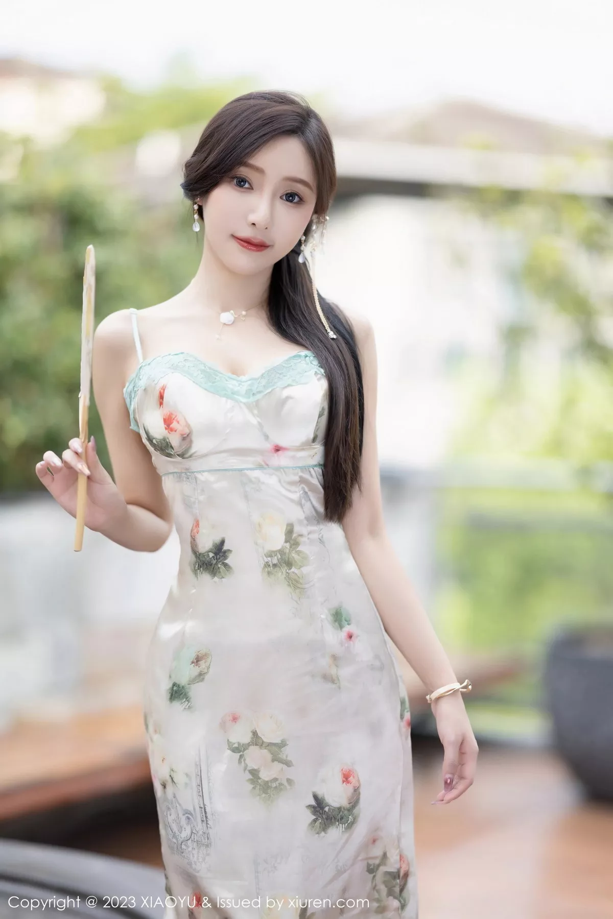 秀人集.com_[XiaoYu画语界]Vol.1097_女神王馨瑶yanni性感浅色吊带长裙+粉色情趣旗袍完美诱惑写真83P