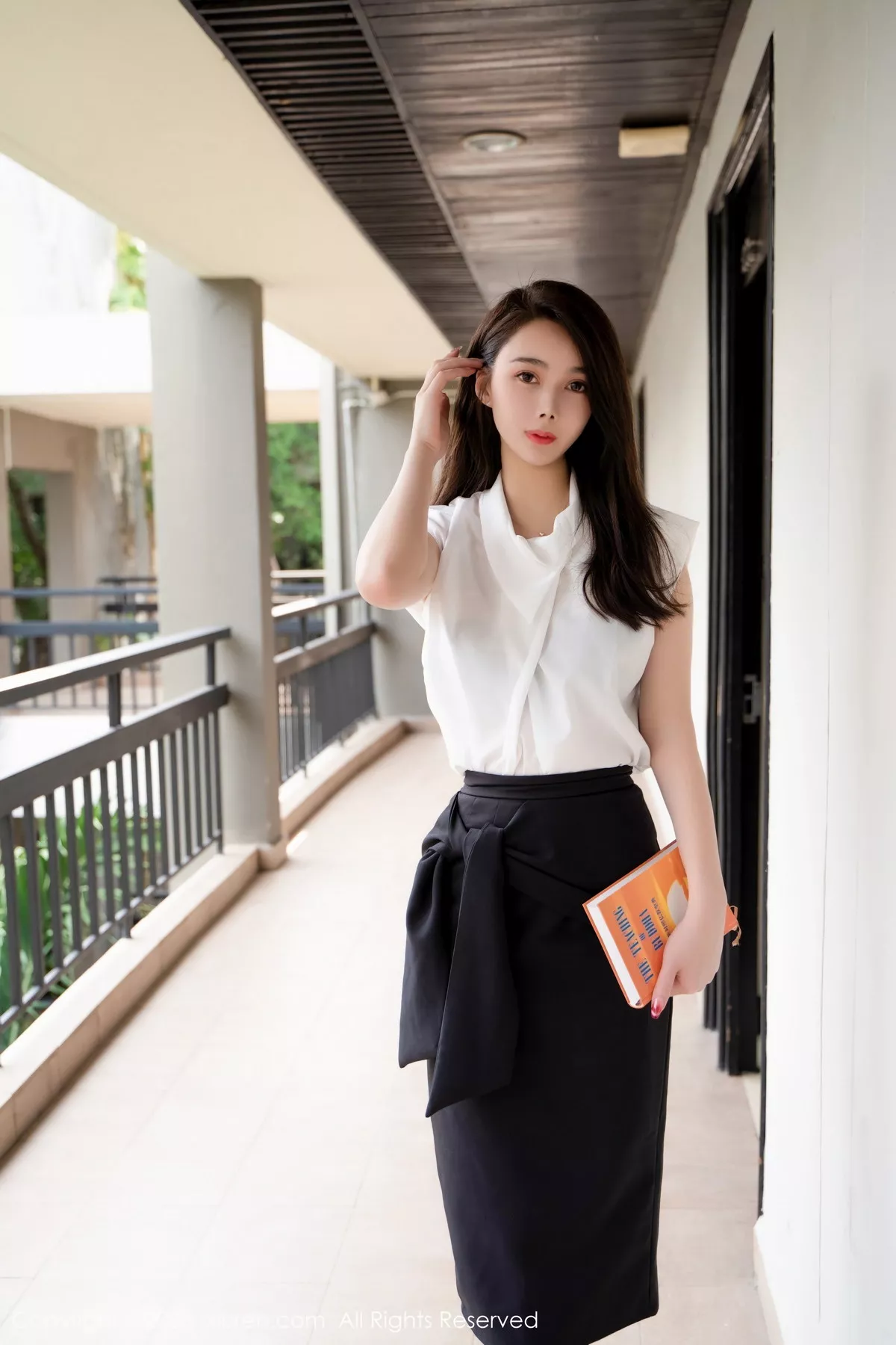 秀人集.com_[XiuRen秀人网]No.7270_模特Summer宝宝性感黑色蕾丝内衣配黑丝袜秀曼妙身姿诱惑写真59P