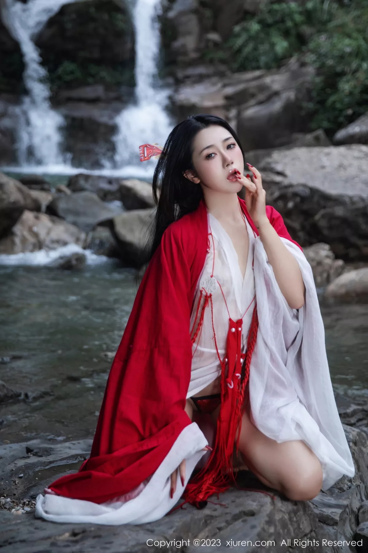 秀人集.com_[XiuRen秀人网]No.7295_模特严利娅Yuliya妲己扮演性感红色薄透古装服饰秀美臀诱惑写真89P