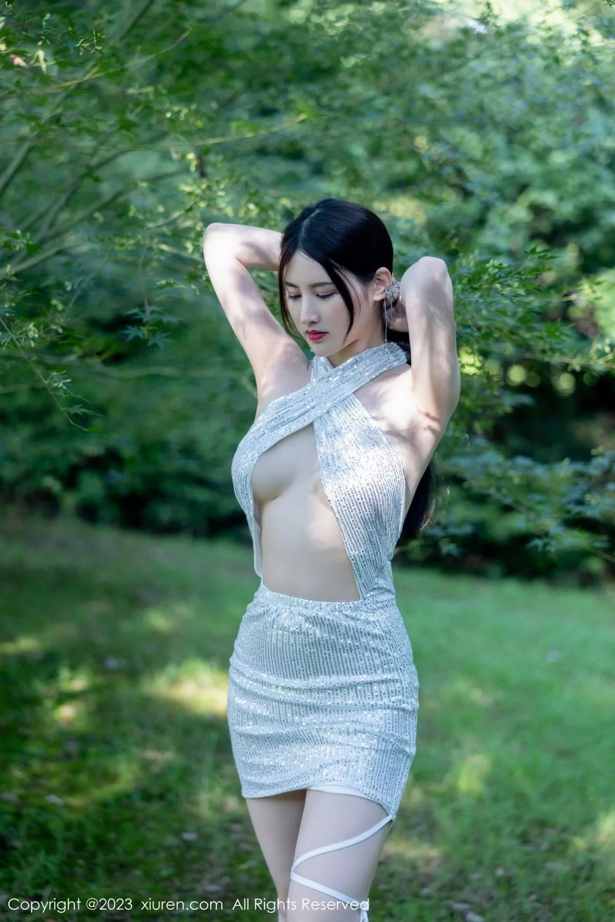 秀人集.com_[XiuRen秀人网]No.7441_模特诗诗kiki性感蓝灰蕾丝内衣配黑丝袜秀丰腴身姿惹火诱惑写真79P