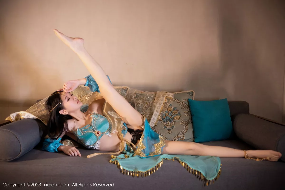 秀人集.com_[XiuRen秀人网]No.7469_模特幼幼性感蓝色西域舞娘短裙露黑色内裤秀白嫩美腿诱惑写真82P