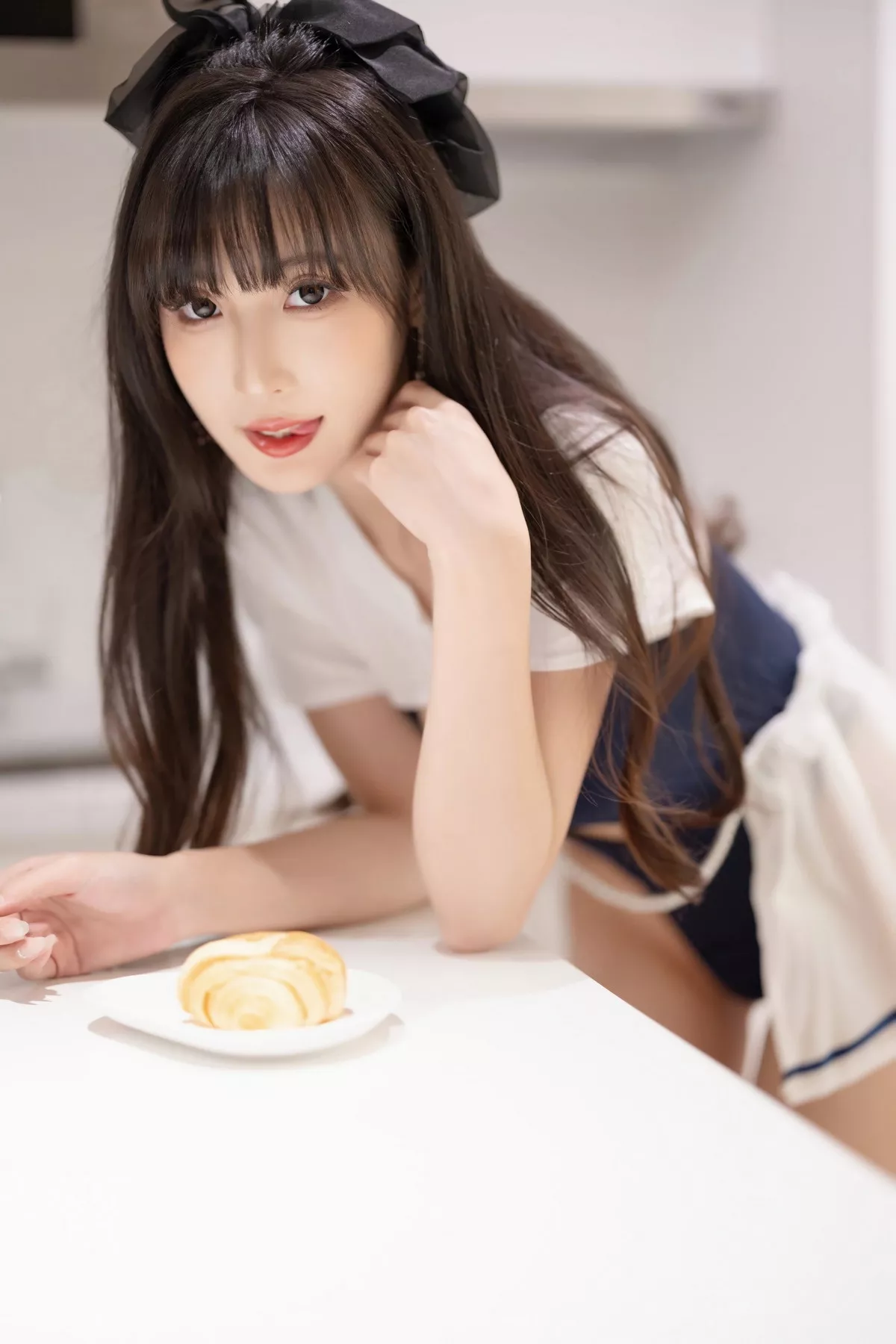 秀人集.com_[XiuRen秀人网]No.7468_模特林星阑蓝白色连衣短裙+黑色薄纱连体衣秀苗条身姿诱惑写真85P