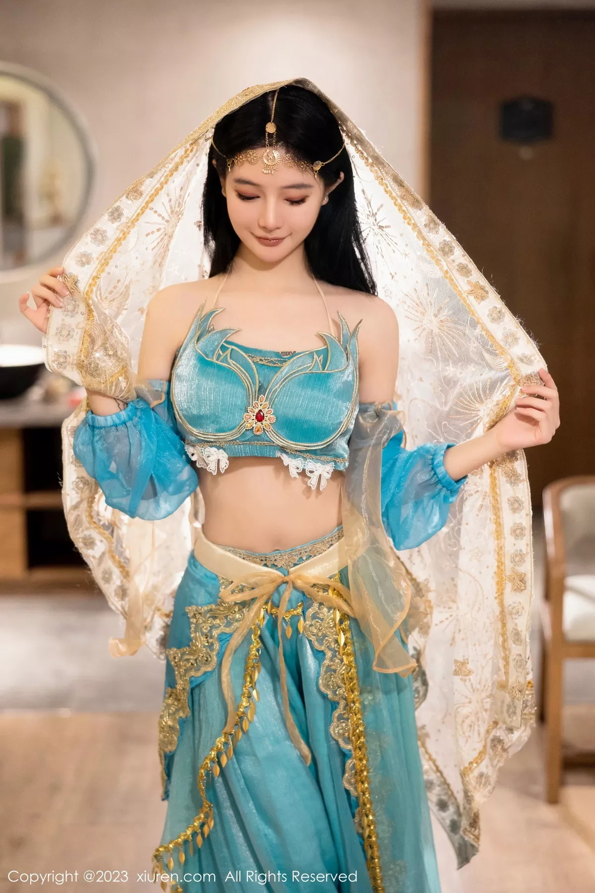 秀人集.com_[XiuRen秀人网]No.7469_模特幼幼性感蓝色西域舞娘短裙露黑色内裤秀白嫩美腿诱惑写真82P