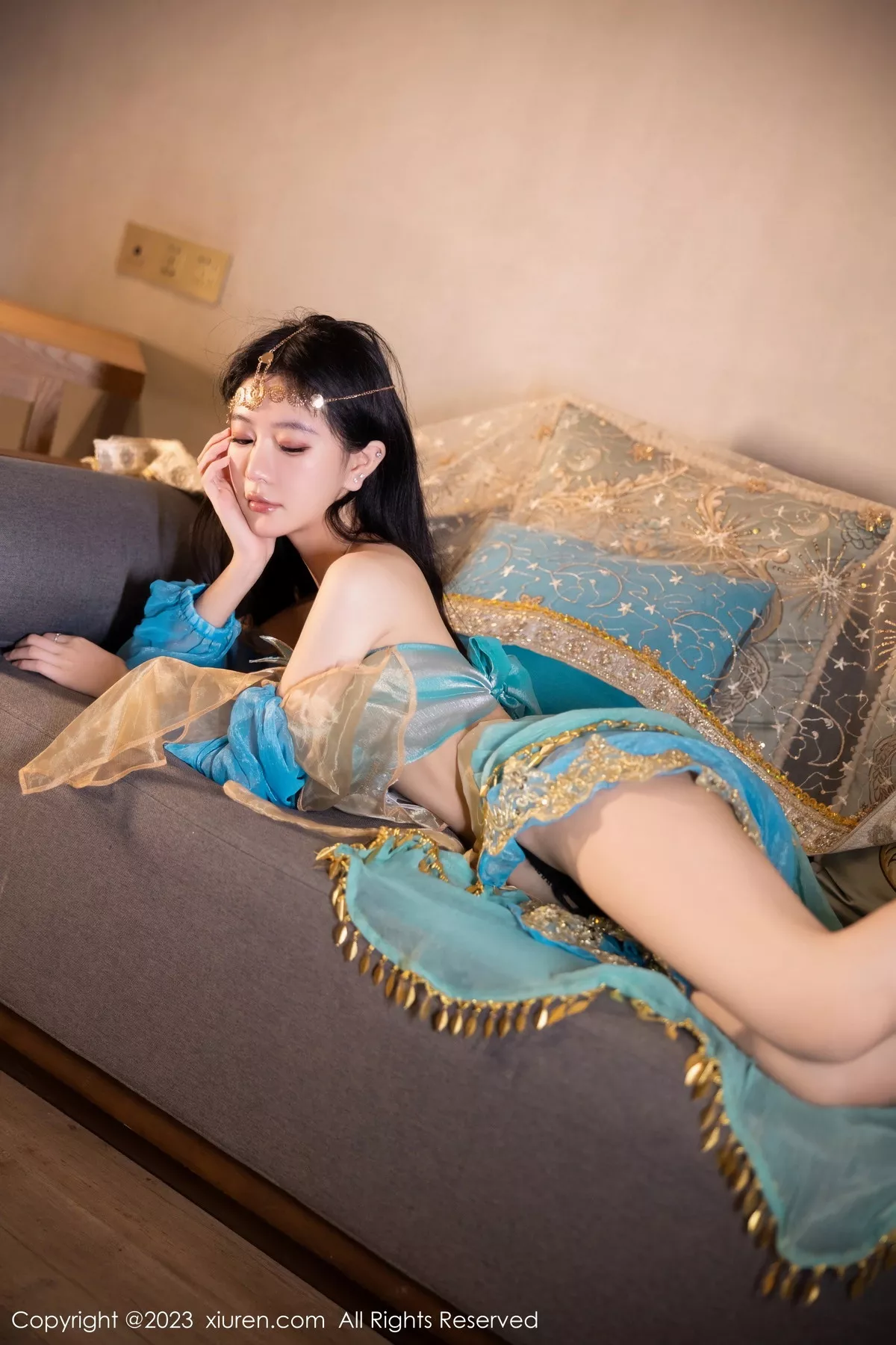 秀人集.com_[XiuRen秀人网]No.7469_模特幼幼性感蓝色西域舞娘短裙露黑色内裤秀白嫩美腿诱惑写真82P