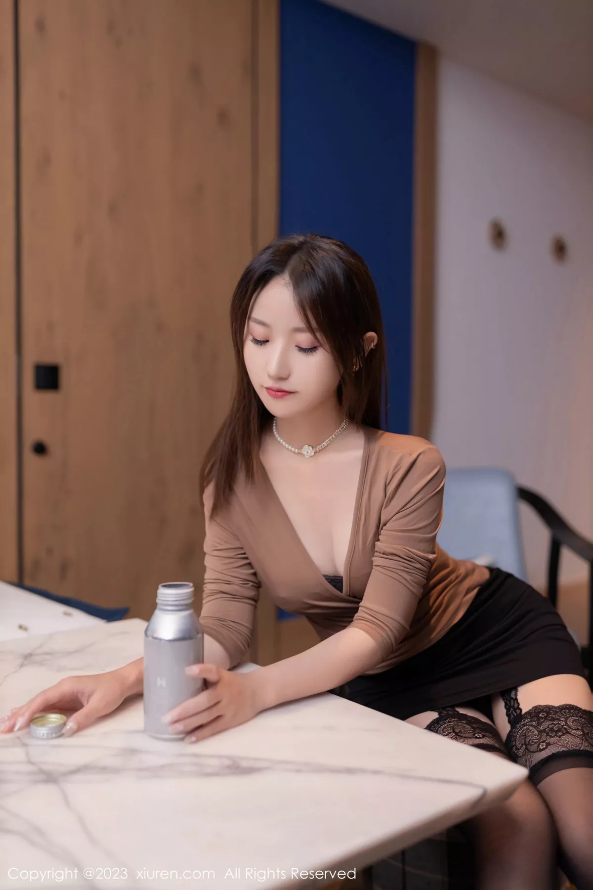 秀人集.com_[XiuRen秀人网]No.7494_模特杏子Yada半脱露性感黑色情趣内衣配黑色蕾丝吊袜魅惑写真83P