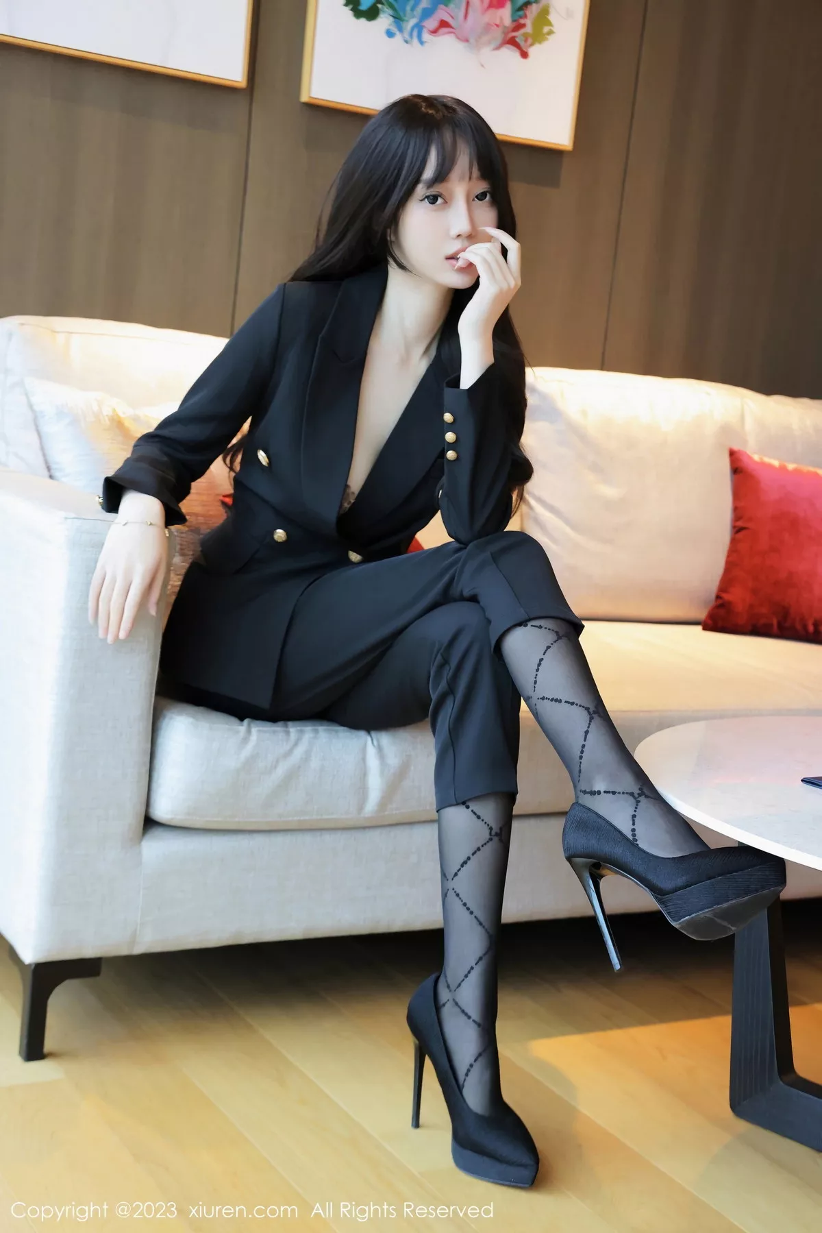 秀人集.com_[XiuRen秀人网]No.7502_模特玥儿玥er性感薄纱暖灰内衣配黑丝裤袜秀曼妙身姿诱惑写真78P