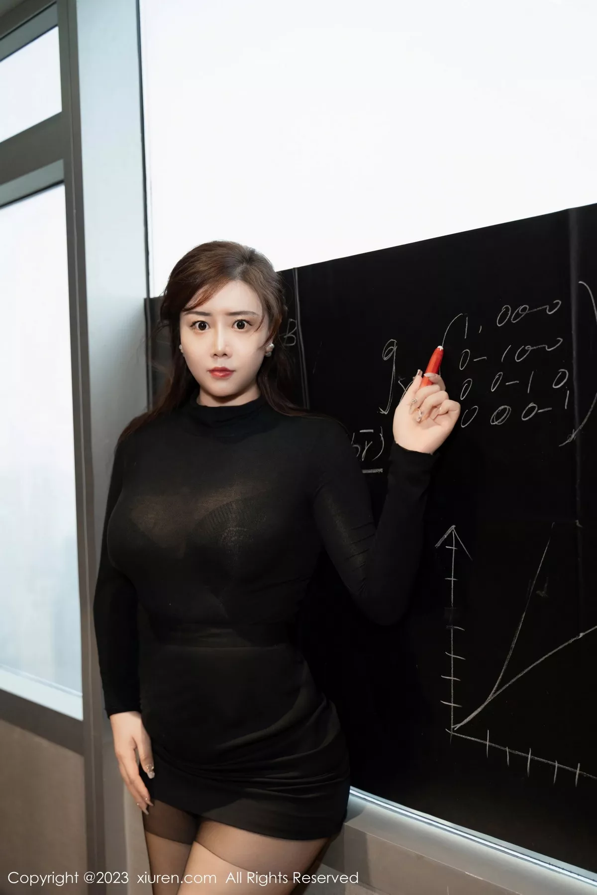 秀人集.com_[XiuRen秀人网]No.7513_模特王婉悠Queen黑色蕾丝内衣配超薄黑丝秀丰满身材诱惑写真60P