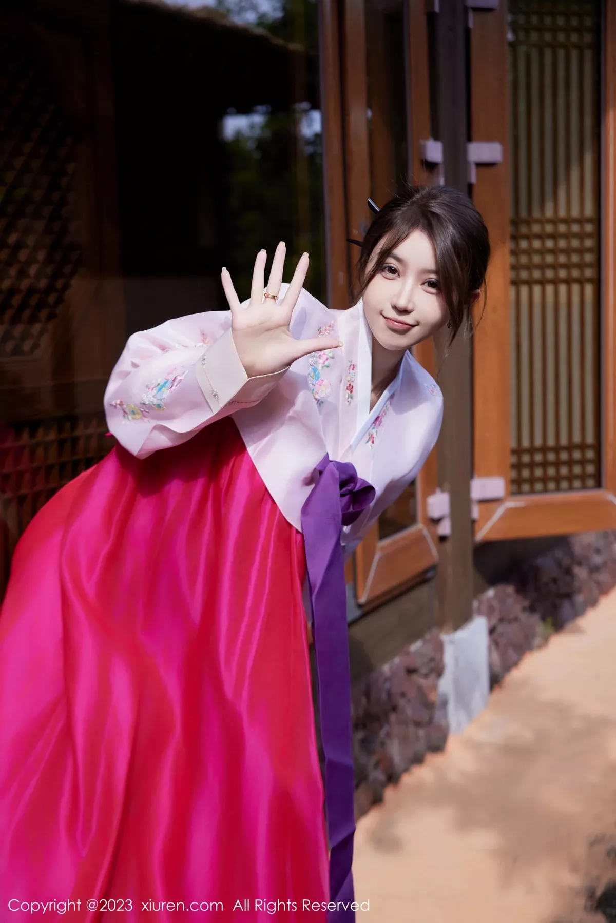 秀人集.com_[XiuRen秀人网]No.7522_模特tina_甜仔性感红色大长今服饰半脱秀凹凸身材惹火诱惑写真58P