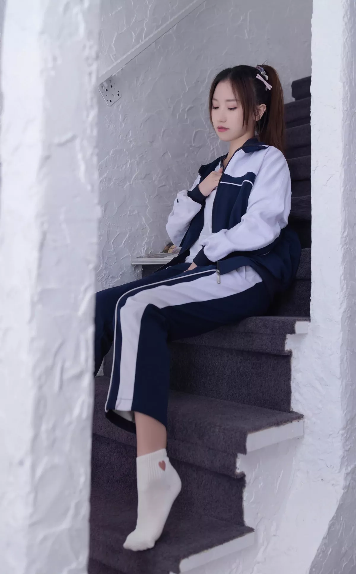 秀人集.com_[XiuRen秀人网]No.7528_模特杏子Yada脱普蓝色学妹制服露白色内衣秀曼妙身姿诱惑写真89P