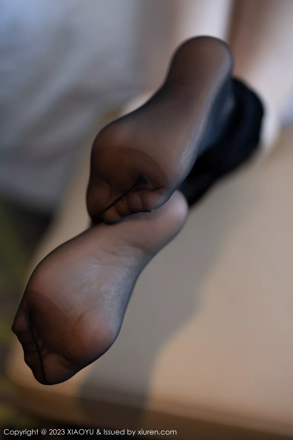 秀人集.com_[XiaoYu画语界]Vol.1114_女神徐莉芝Booty黑色薄纱情趣服配超薄黑丝秀曼妙身姿诱惑写真90P