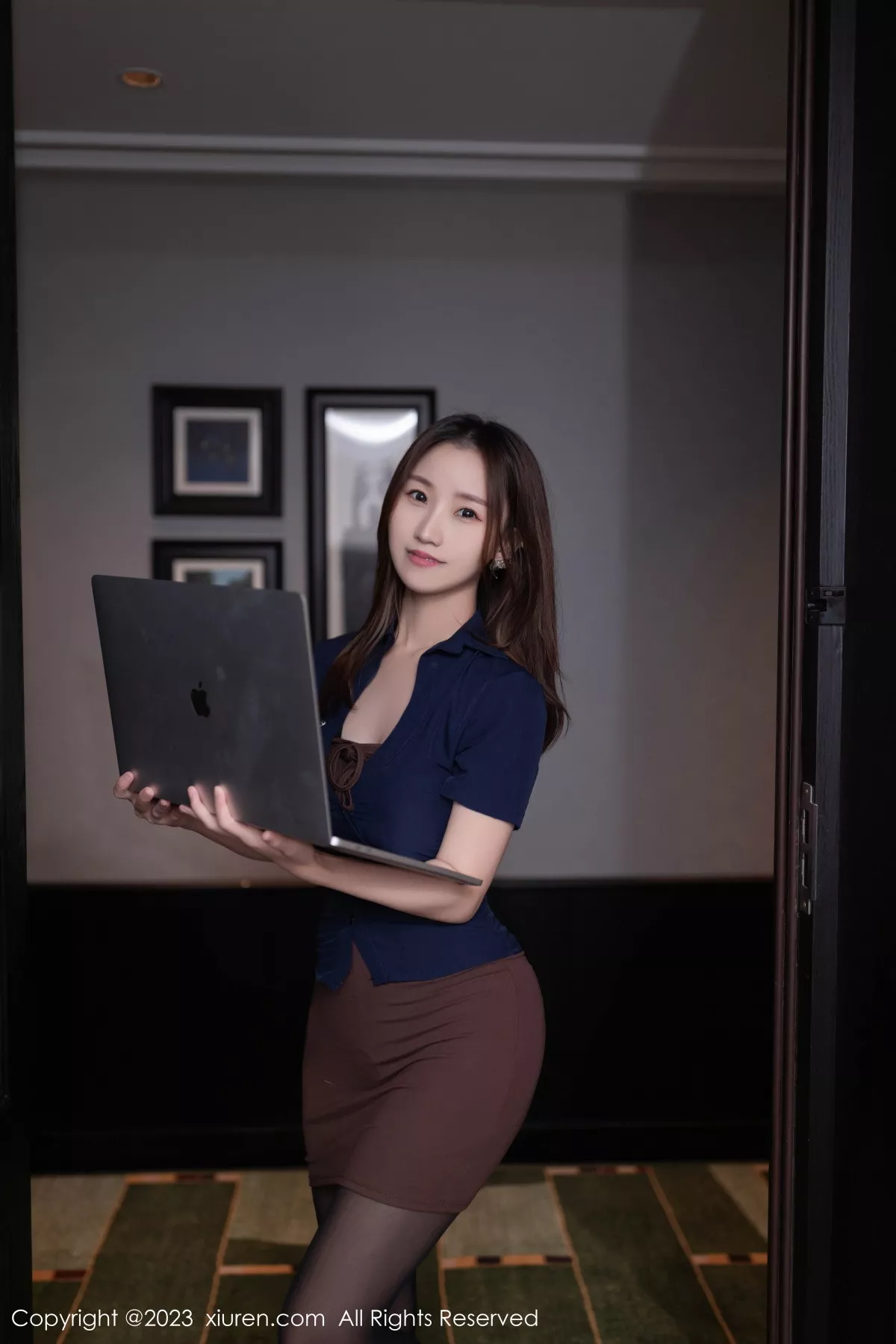 秀人集.com_[XiuRen秀人网]No.7417_模特杏子Yada性感黑色薄纱轻透连体衣秀曼妙身姿惹火诱惑写真85P