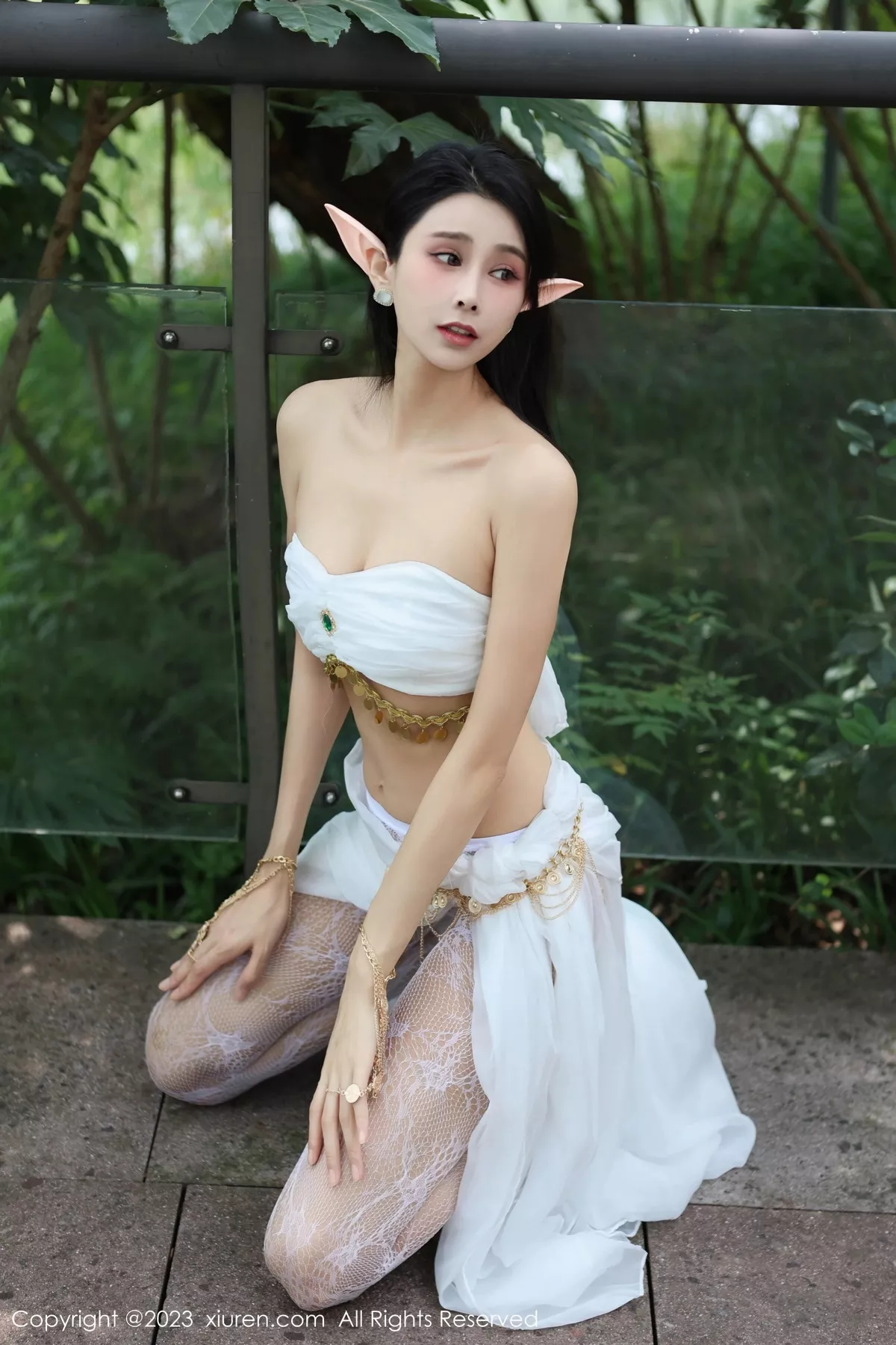 秀人集.com_[XiuRen秀人网]No.7598_模特草莓mm户外精灵装扮性感白丝网纱袜秀曼妙身姿诱惑写真70P