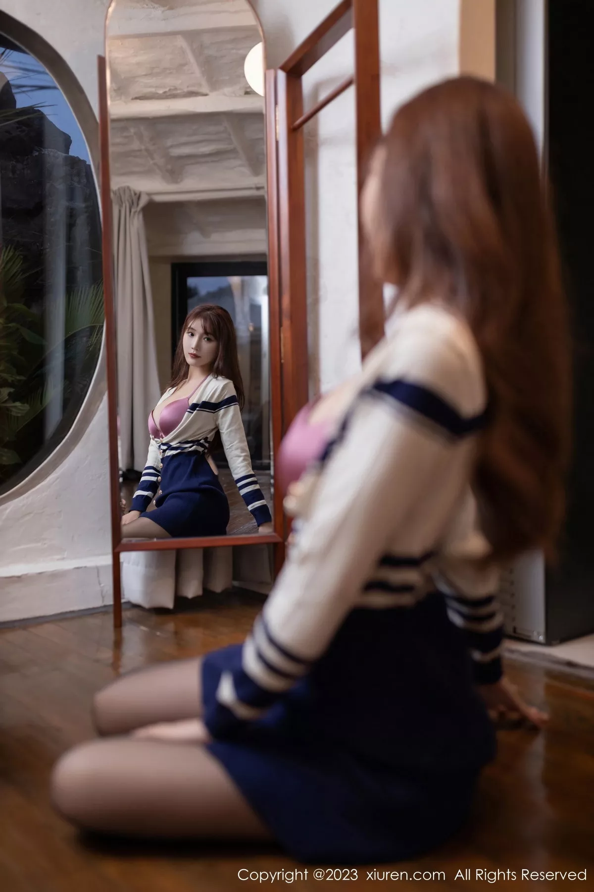 秀人集.com_[XiuRen秀人网]No.7606_模特陆萱萱蓝白拼色连衣短裙露玫红色内衣配超薄黑丝性感写真79P