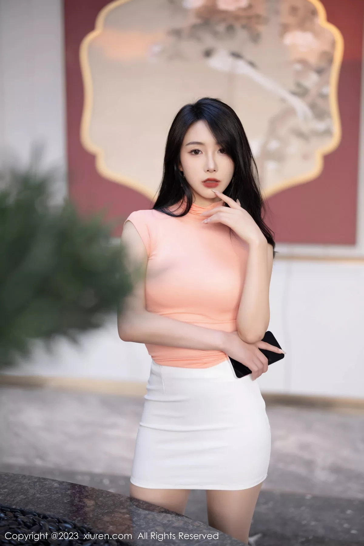 秀人集.com_[XiuRen秀人网]No.7619_模特苏苏阿性感淡红上衣配白短裙露浅色内衣秀曼妙身姿诱惑写真91P