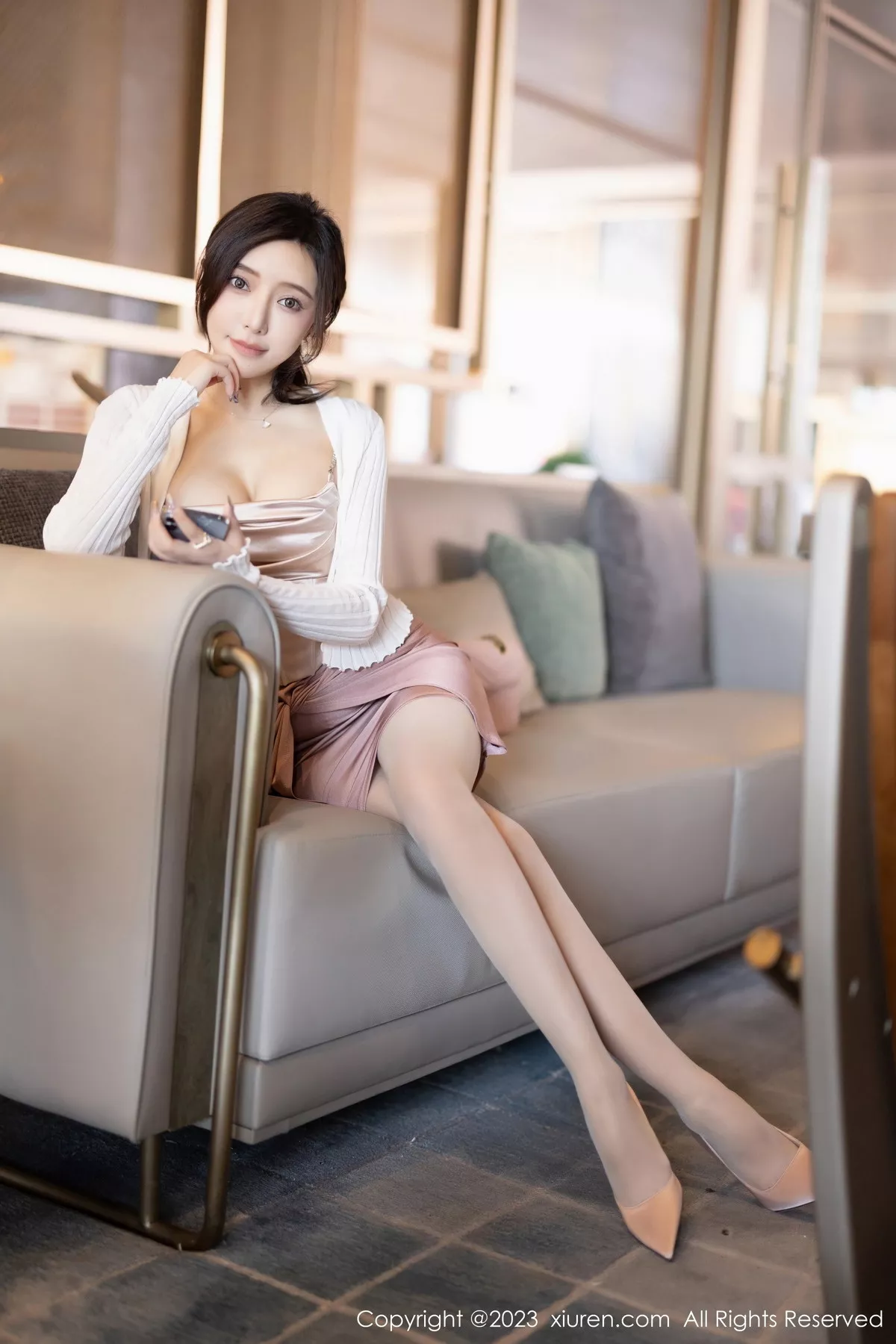 秀人集.com_[XiuRen秀人网]No.7640_女神王馨瑶yanni粉色连衣短裙+黑色情趣服秀完美身材诱惑写真88P