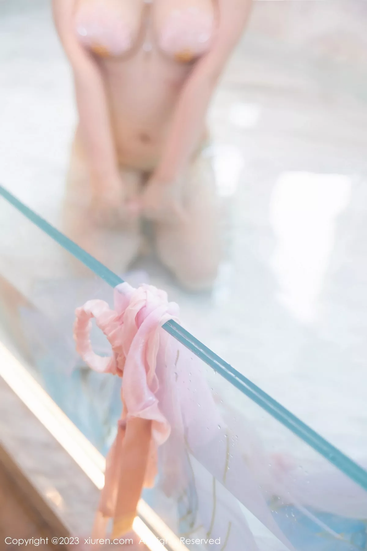 秀人集.com_[XiuRen秀人网]No.7650_模特豆瓣酱泳池场景性感粉色情趣服饰秀丰满身材惹火诱惑写真77P