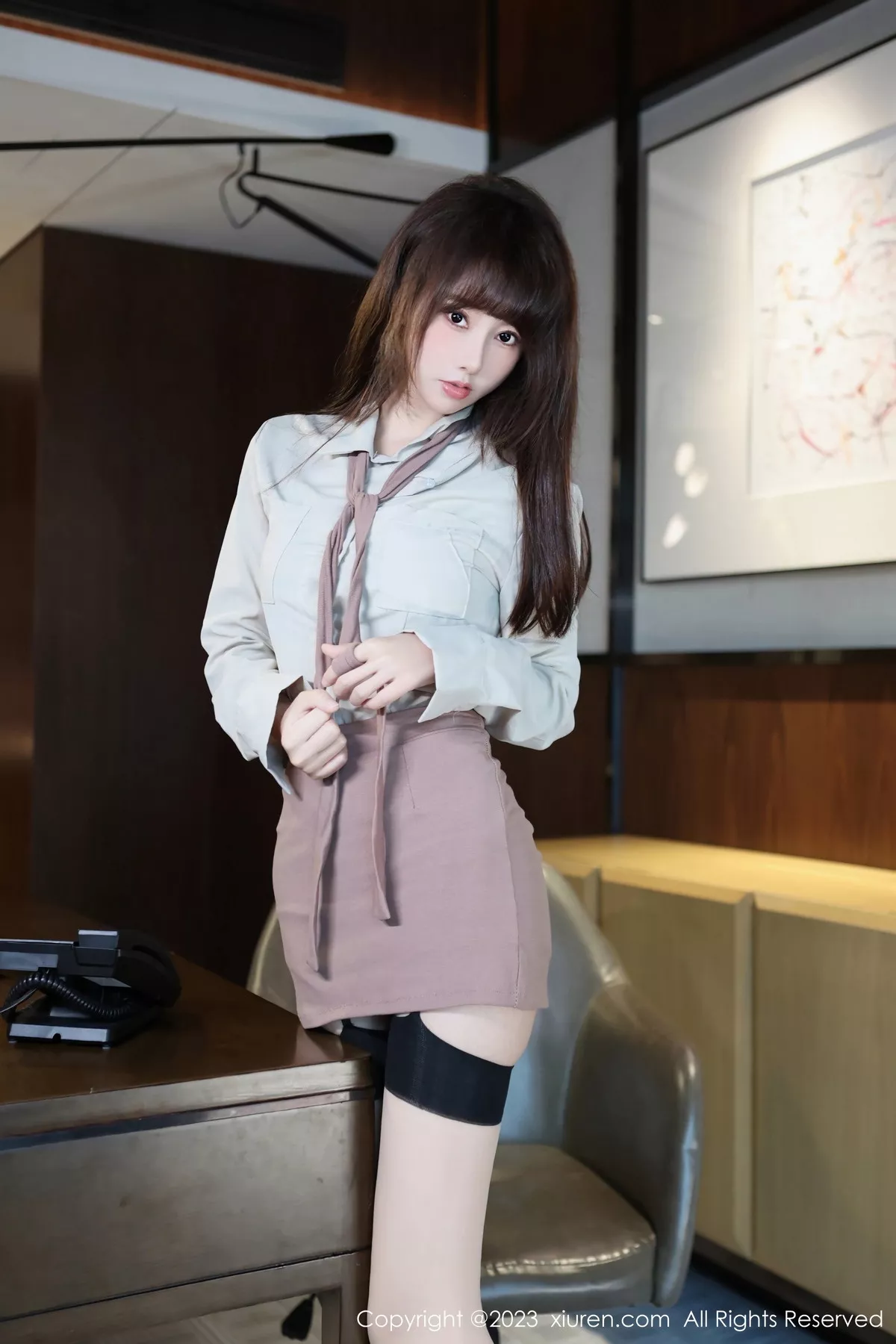 秀人集.com_[XiuRen秀人网]No.7643_模特白笑笑情趣捆绑主题性感枣红内衣配黑丝吊袜迷人诱惑写真82P