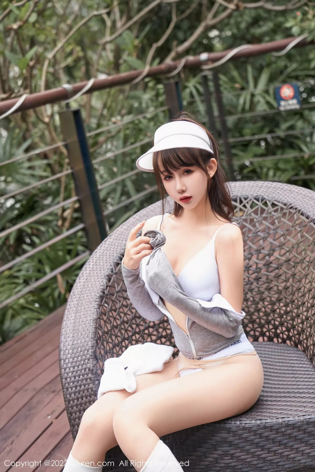 秀人集.com_[XiuRen秀人网]No.7657_模特波巧酱性感灰色运动套装露白色内衣秀凹凸身材完美诱惑写真84P