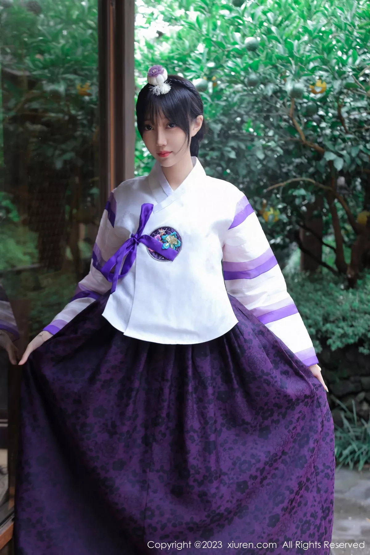 秀人集.com_[XiuRen秀人网]No.7677_模特玥儿玥er济州岛旅拍大长今服饰半脱秀完美身姿迷人诱惑写真66P