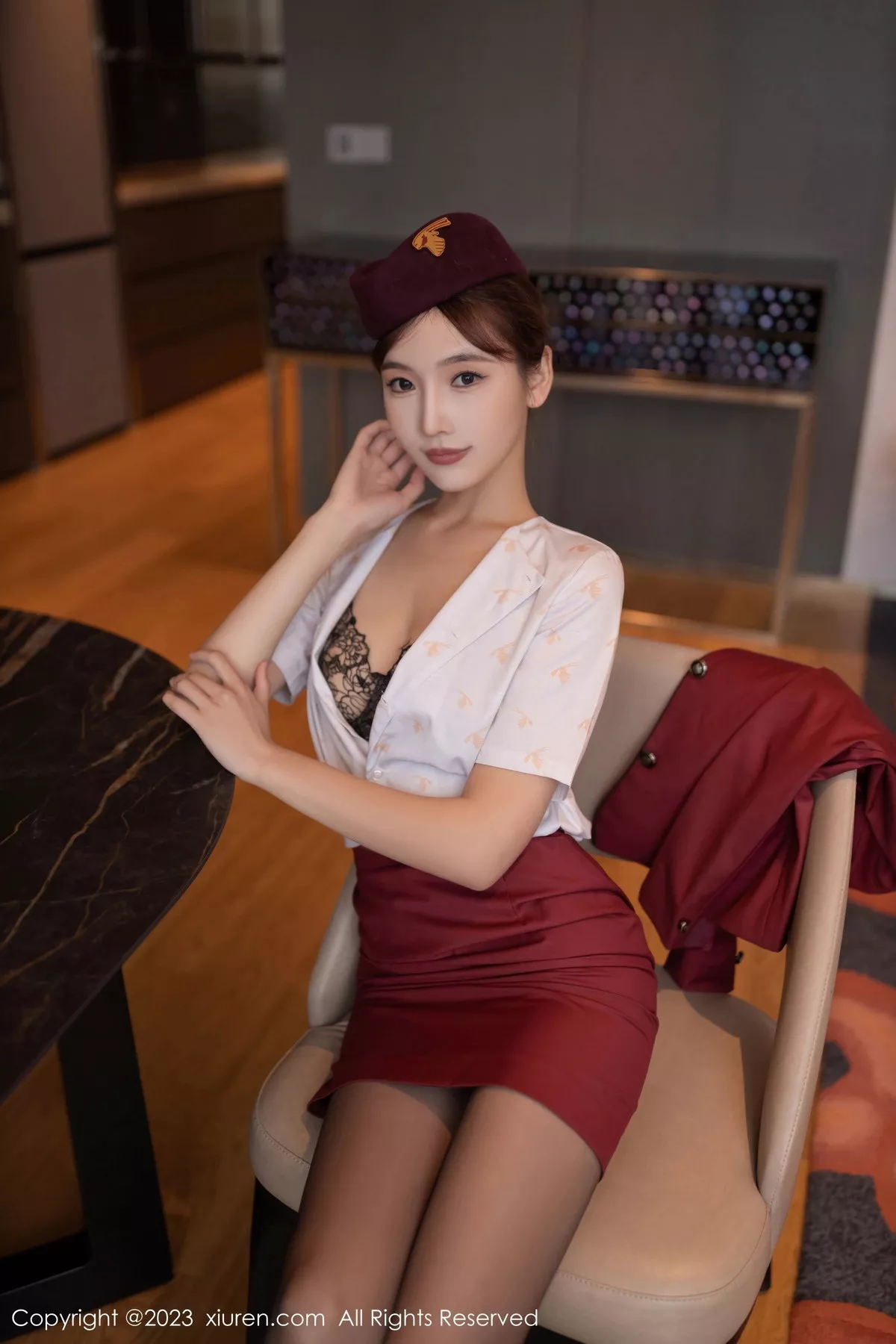 秀人集.com_[XiuRen秀人网]No.7569_模特陆萱萱脱空姐制服露性感黑色蕾丝内衣配超薄黑丝诱惑写真80P