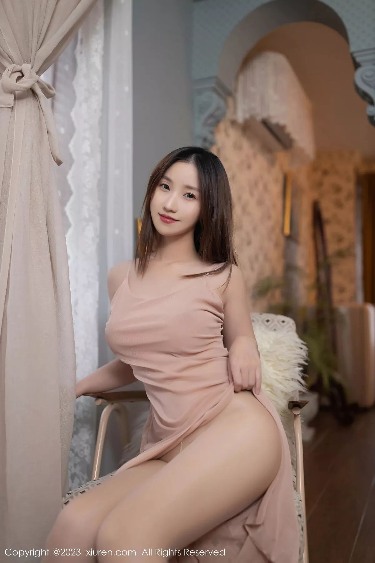 秀人集.com_[XiuRen秀人网]No.7738_模特杏子Yada性感暖灰连衣长裙配原色丝袜秀曼妙身姿诱惑写真79P