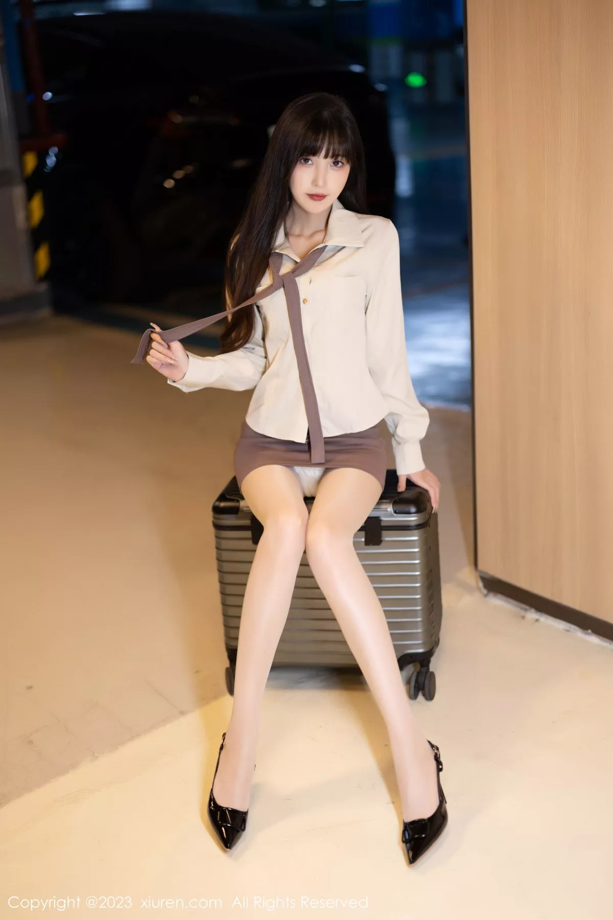 秀人集.com_[XiuRen秀人网]No.7745_模特林星阑性感杏色上衣配短裙露原色丝袜秀苗条身材诱惑写真83P