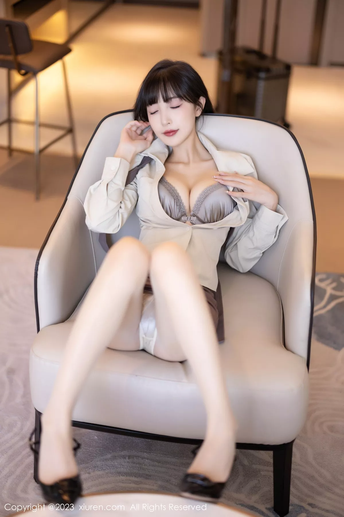 秀人集.com_[XiuRen秀人网]No.7745_模特林星阑性感杏色上衣配短裙露原色丝袜秀苗条身材诱惑写真83P