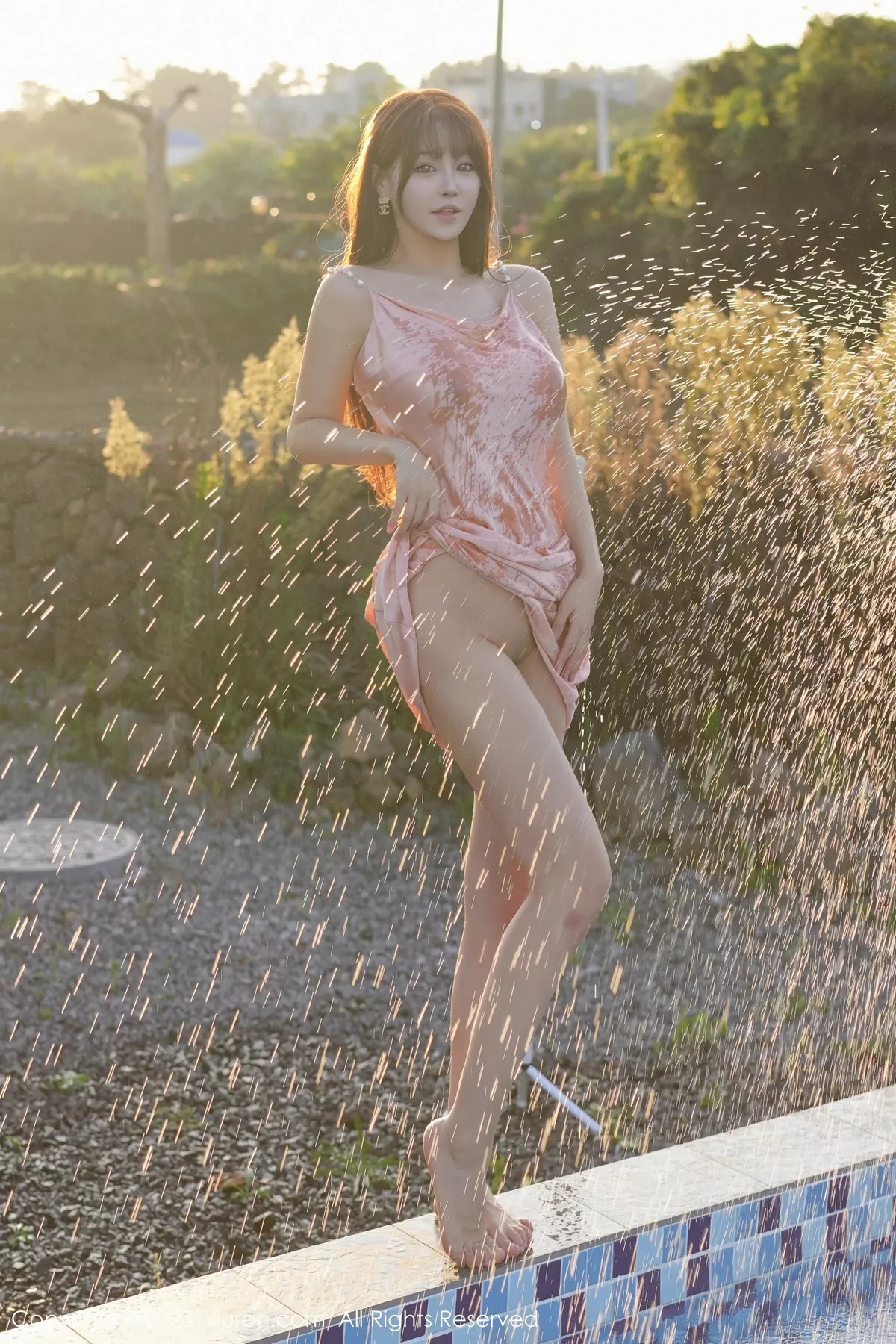 秀人集.com_[XiuRen秀人网]No.7747_女神朱可儿Flora性感吊带长裙+粉色情趣服饰秀丰满身材诱惑写真70P