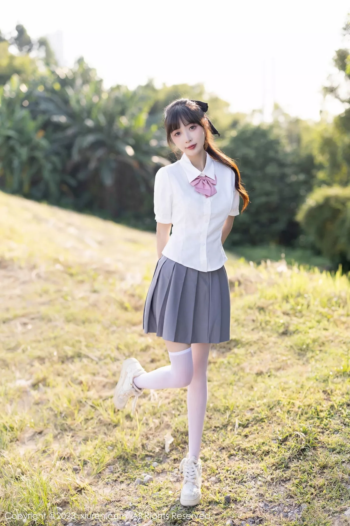 秀人集.com_[XiuRen秀人网]No.7771_模特林星阑性感白T配灰短裙露白色蕾丝内衣秀曼妙身姿诱惑写真83P