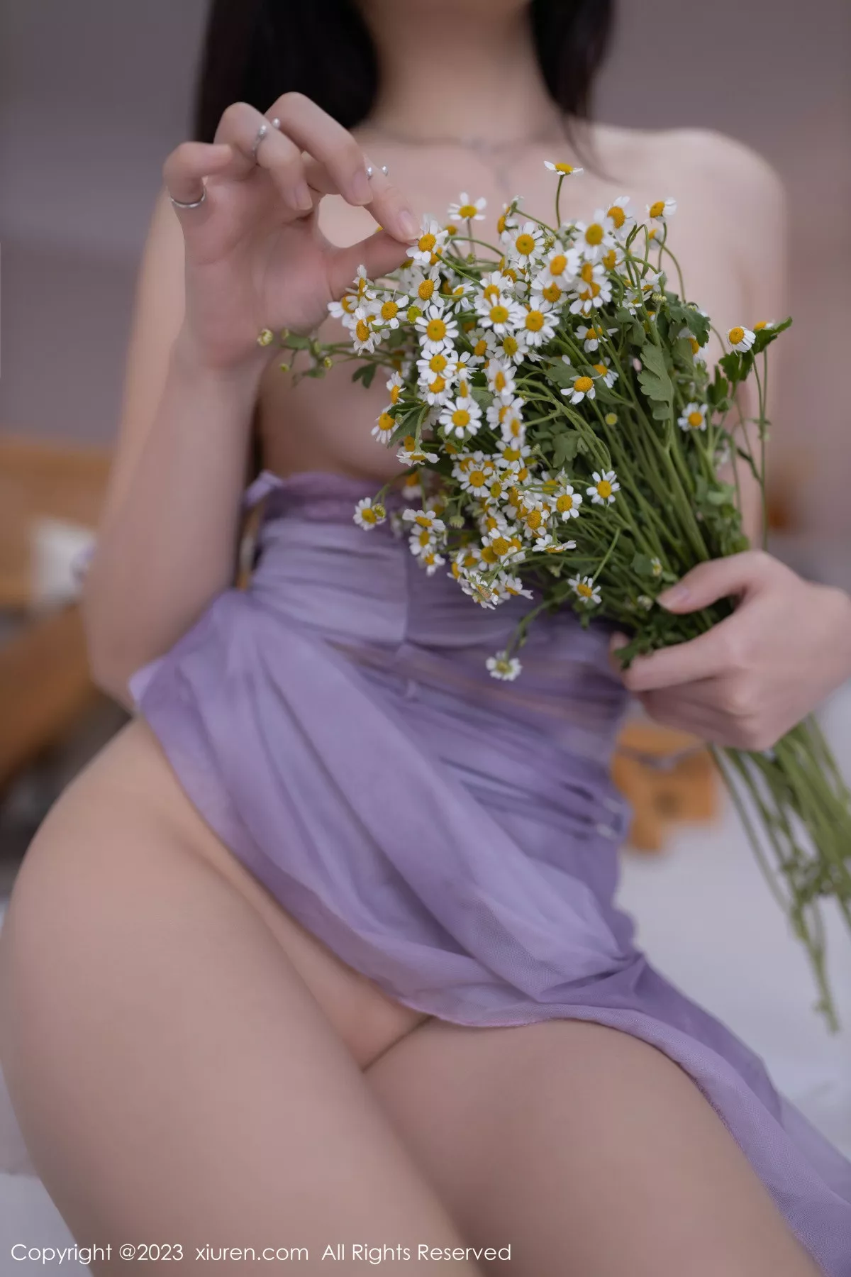 秀人集.com_[XiuRen秀人网]No.7786_模特鱼子酱Fish性感紫色吊带连衣短裙半脱秀曼妙身姿诱惑写真80P