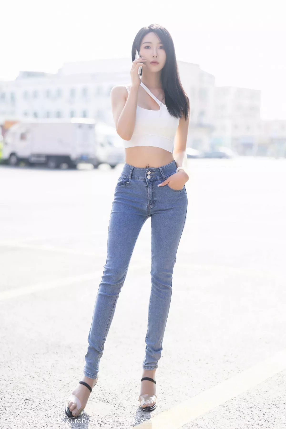 秀人集.com_[XiuRen秀人网]No.7781_女神苏苏阿性感白色上衣配简约牛仔裤秀曼妙绝美身姿诱惑写真95P