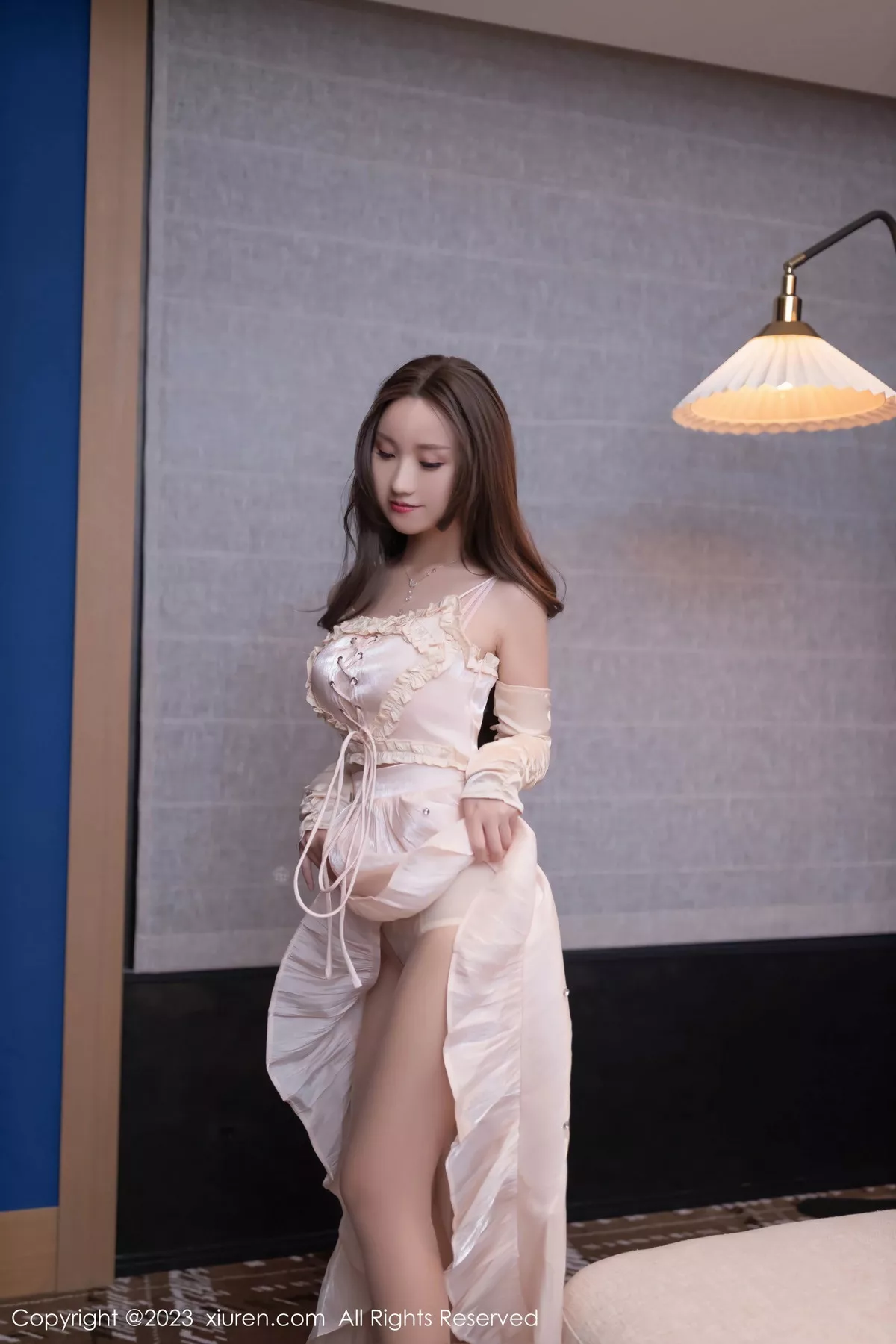 秀人集.com_[XiuRen秀人网]No.7702_模特杏子Yada角色扮演性感米色长裙露米色内衣完美诱惑写真80P