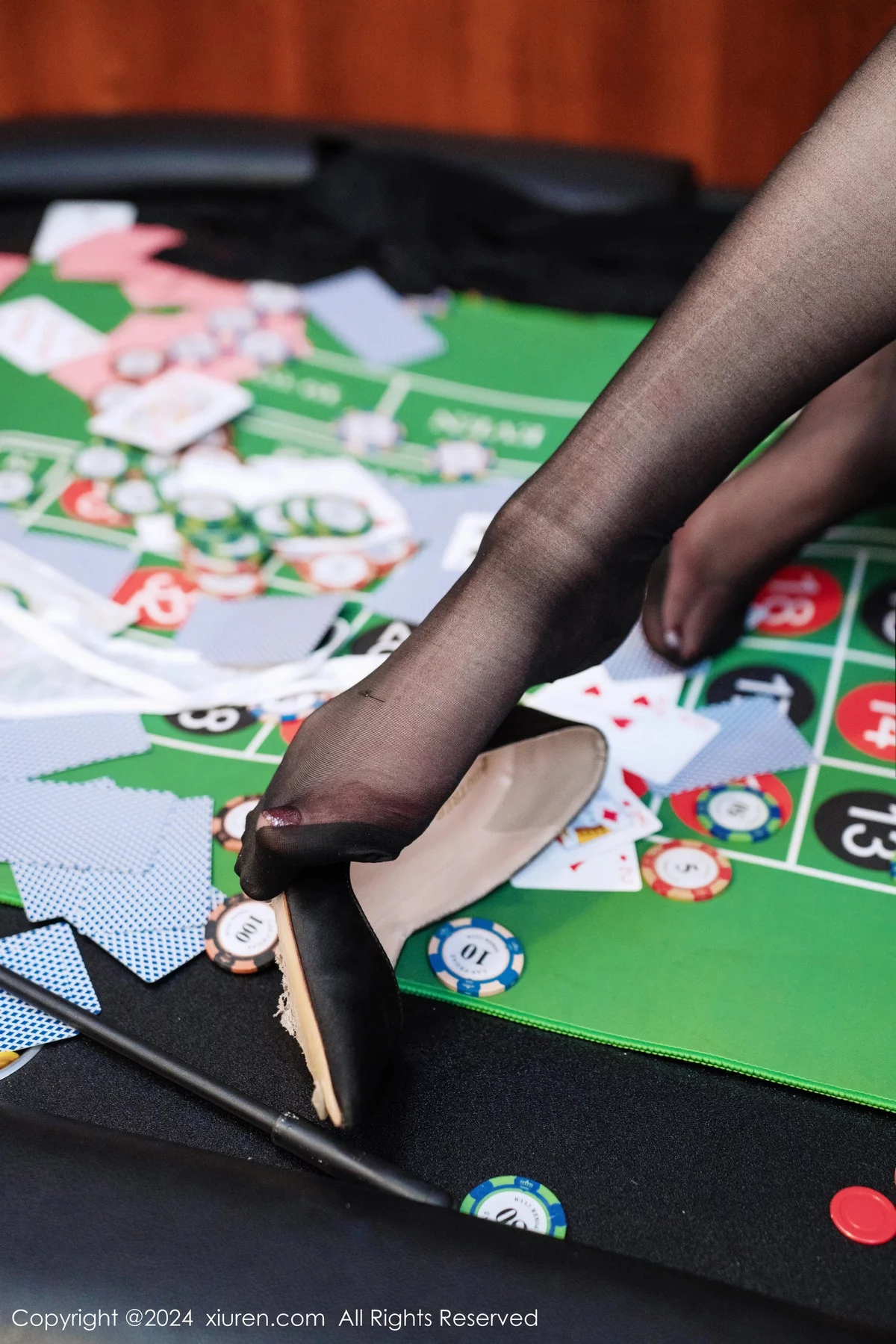 秀人集.com_[XiuRen秀人网]No.7903_模特王婉悠Queen性感黑色网纱服露白色内衣秀丰满身材诱惑写真75P