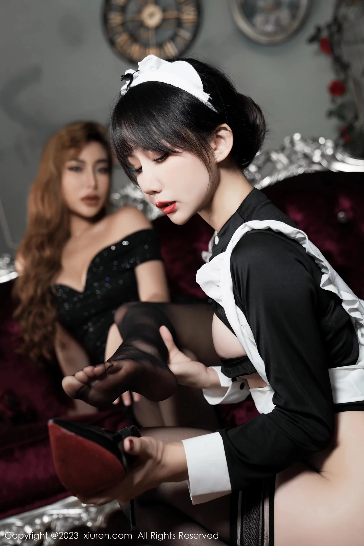 秀人集.com_[XiuRen秀人网]No.7829_模特合集波巧酱＆米娜Mina主人与女仆主题情趣内衣惹火诱惑写真70P