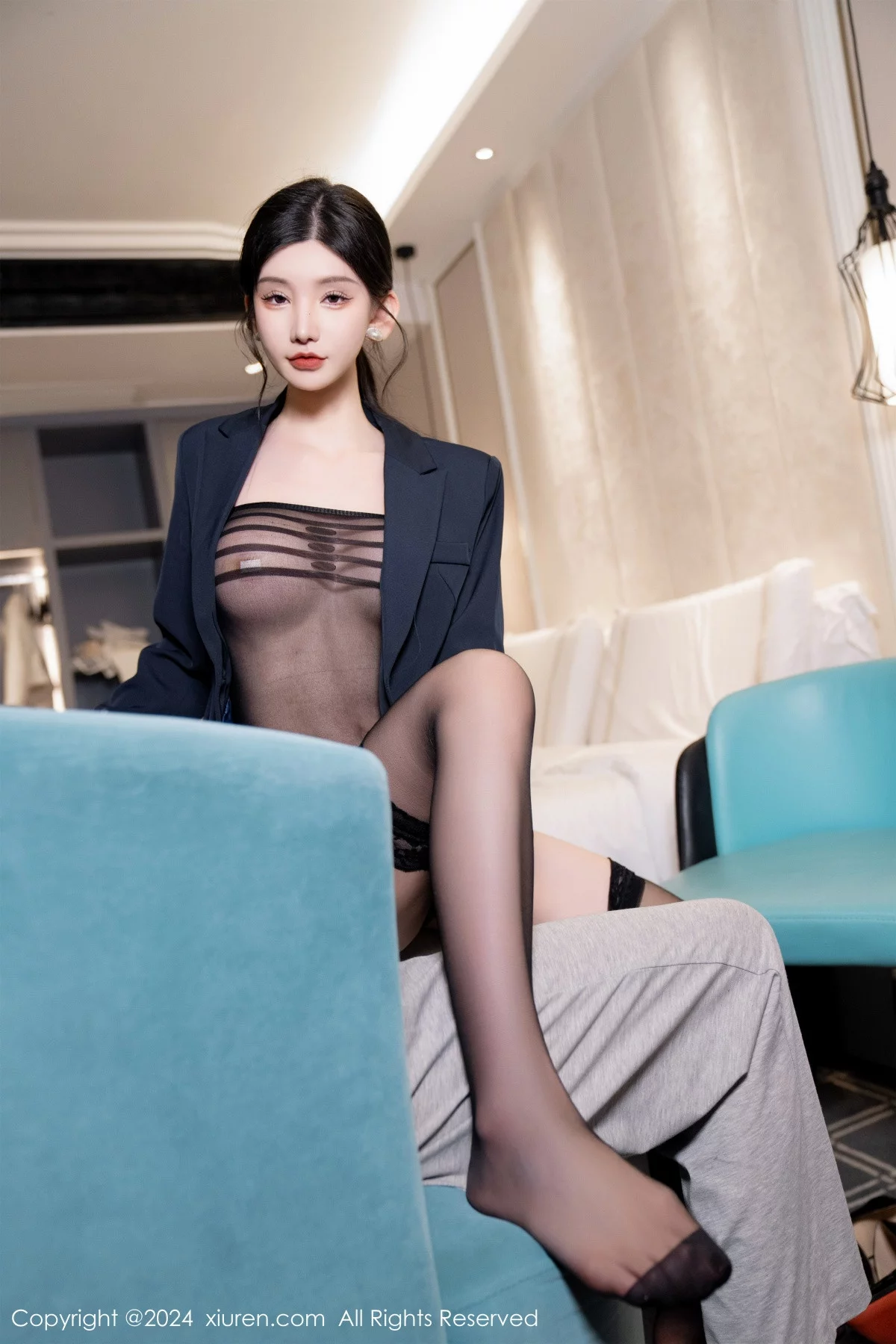 秀人集.com_[XiuRen秀人网]No.7956_女神周于希Sally性感深色上衣露超薄黑丝秀惹火身材撩人诱惑写真98P