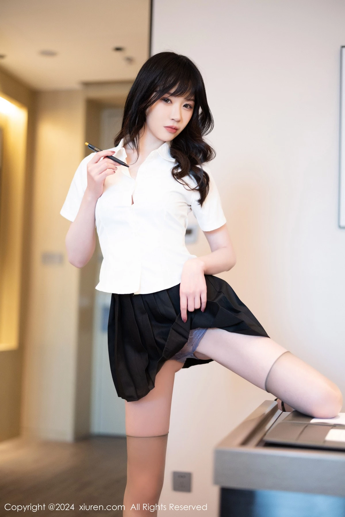 秀人集.com_[XiuRen秀人网]No.7970_模特梦心玥性感白T配黑短裙+紫色蕾丝内衣秀曼妙身姿诱惑写真83P