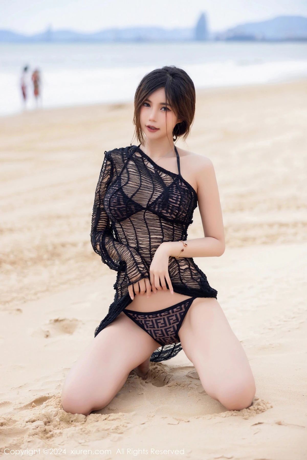 秀人集.com_[XiuRen秀人网]No.7988_女神绮里嘉ula黑色薄纱长裙+黑色情趣服饰秀曼妙身姿诱惑写真85P