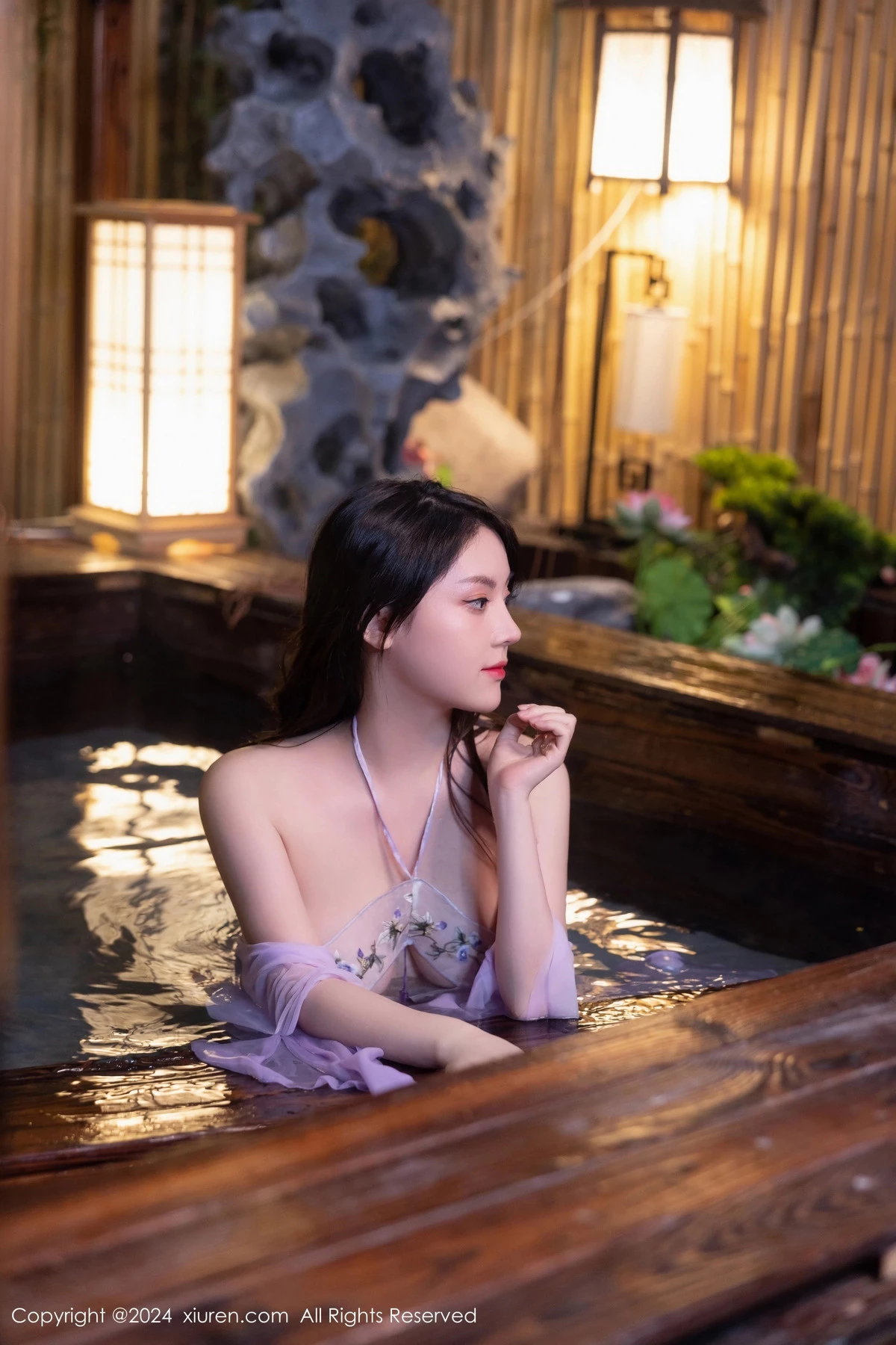 秀人集.com_[XiuRen秀人网]No.8059_模特豆瓣酱性感轻透紫色古装服饰透视秀惹火身材极致诱惑写真80P