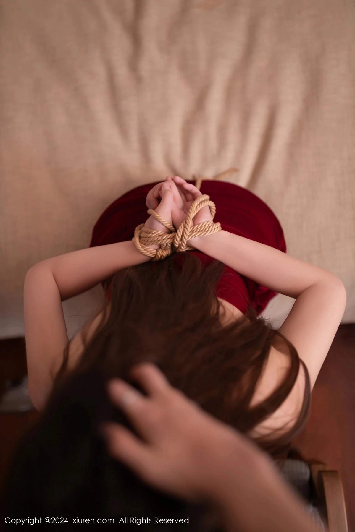 秀人集.com_[XiuRen秀人网]No.8077_模特杏子Yada性感红色连衣短裙露黑色内衣秀曼妙身姿诱惑写真82P