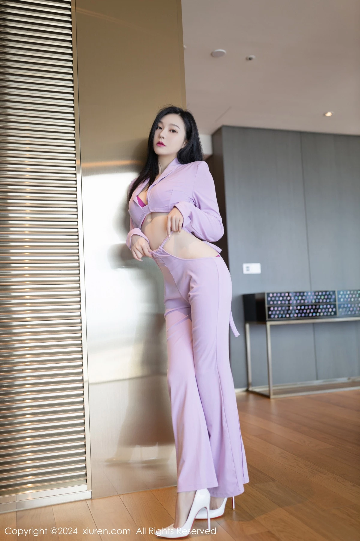 秀人集.com_[XiuRen秀人网]No.8006_模特安然anran性感淡粉套装露紫红色内衣配白丝袜完美诱惑写真80P