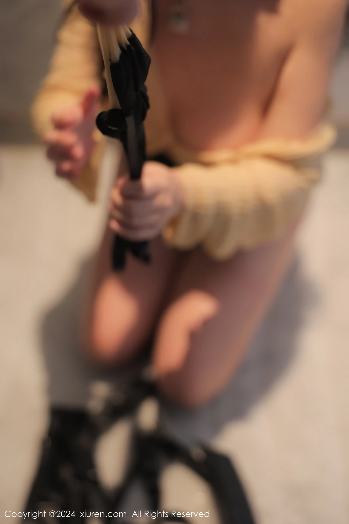 秀人集.com_[XiuRen秀人网]No.8181_模特小薯条nienie剧情演绎性感黑色蕾丝服饰秀惹火身材诱惑写真85P