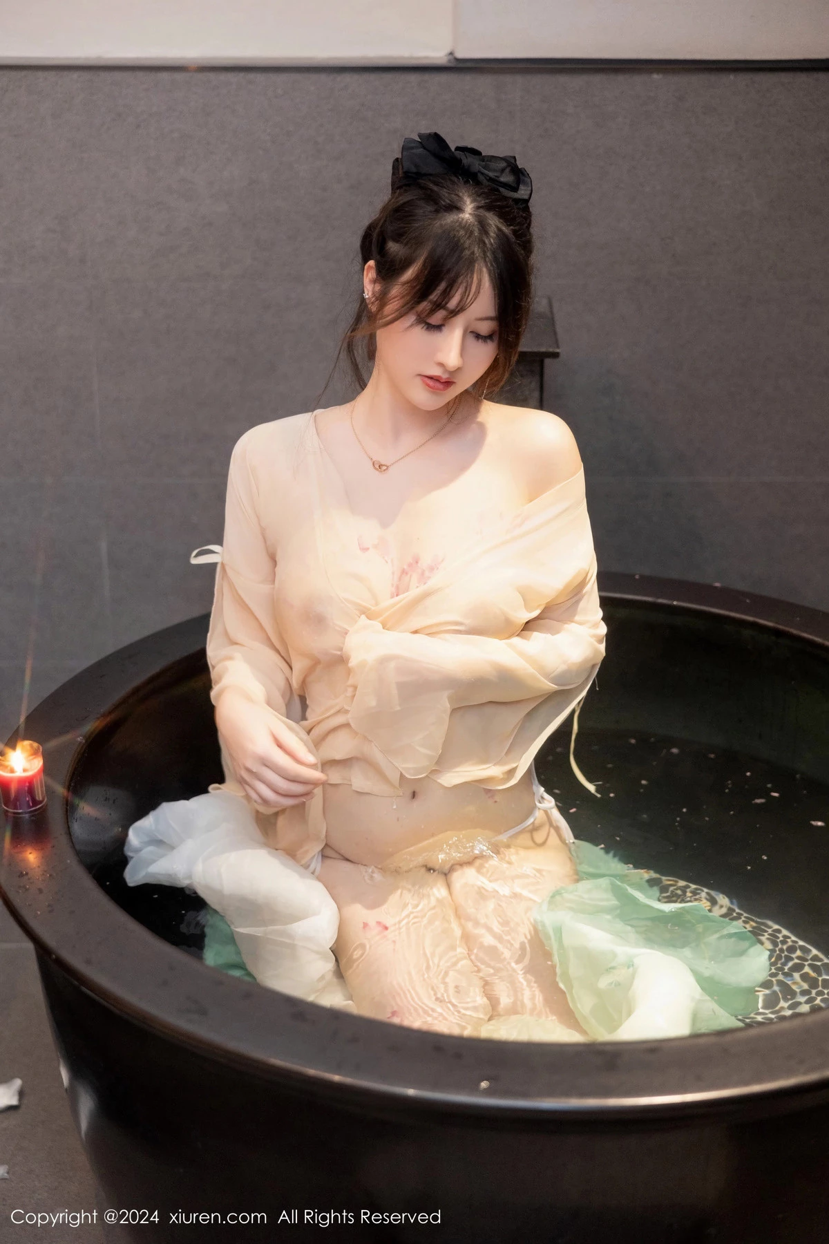 秀人集.com_[XiuRen秀人网]No.8128_模特诗诗kiki浴室场景性感古装情趣服饰秀丰腴有致身材诱惑写真82P