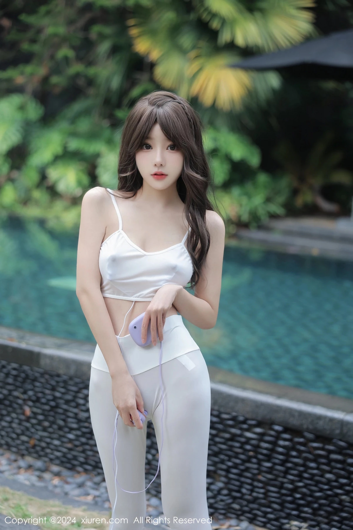 秀人集.com_[XiuRen秀人网]No.8132_模特桃妖夭户外白色内衣配性感白色露臀裤秀曼妙身姿诱惑写真78P