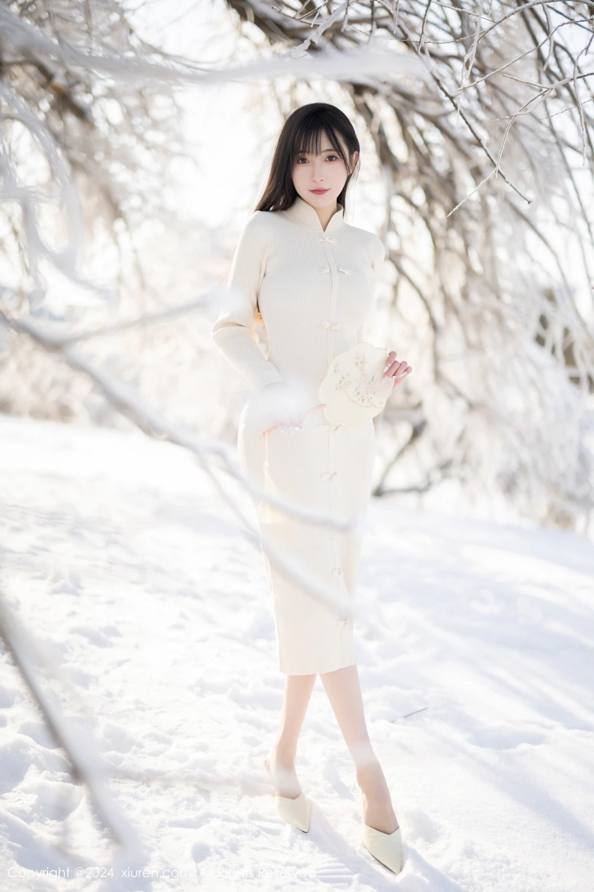 秀人集.com_[XiuRen秀人网]No.8307_模特林星阑性感白色连衣长裙露白色吊带内衣秀曼妙身姿诱惑写真82P