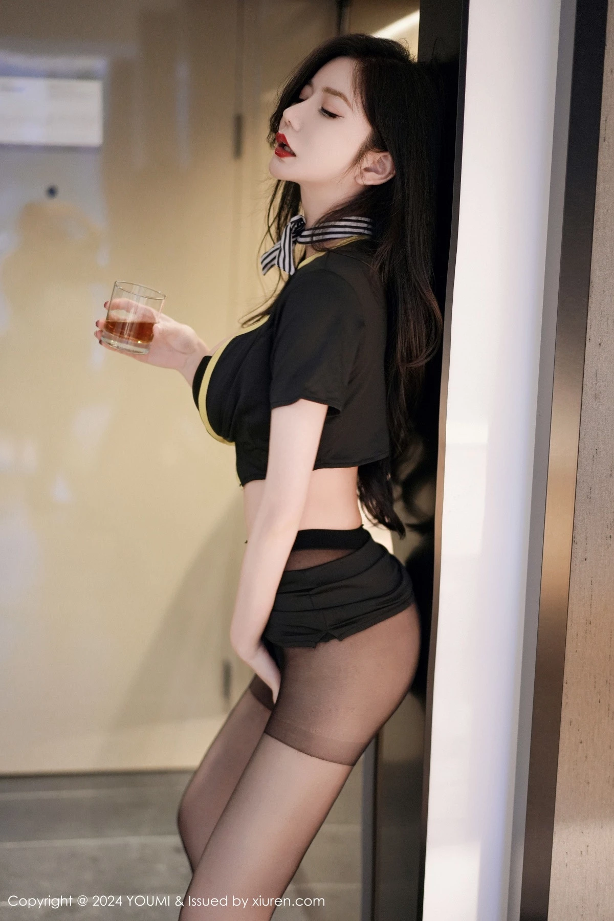 秀人集.com_[YouMi尤蜜荟]Vol.1046_模特心妍小公主私房性感黑色内衣配超薄黑丝秀凹凸身材诱惑写真78P