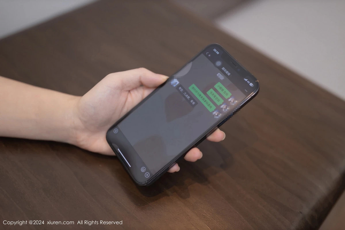 秀人集.com_[XiuRen秀人网]No.8264_模特杏子Yada性感紫色服饰露紫灰蕾丝内衣秀曼妙身姿诱惑写真87P