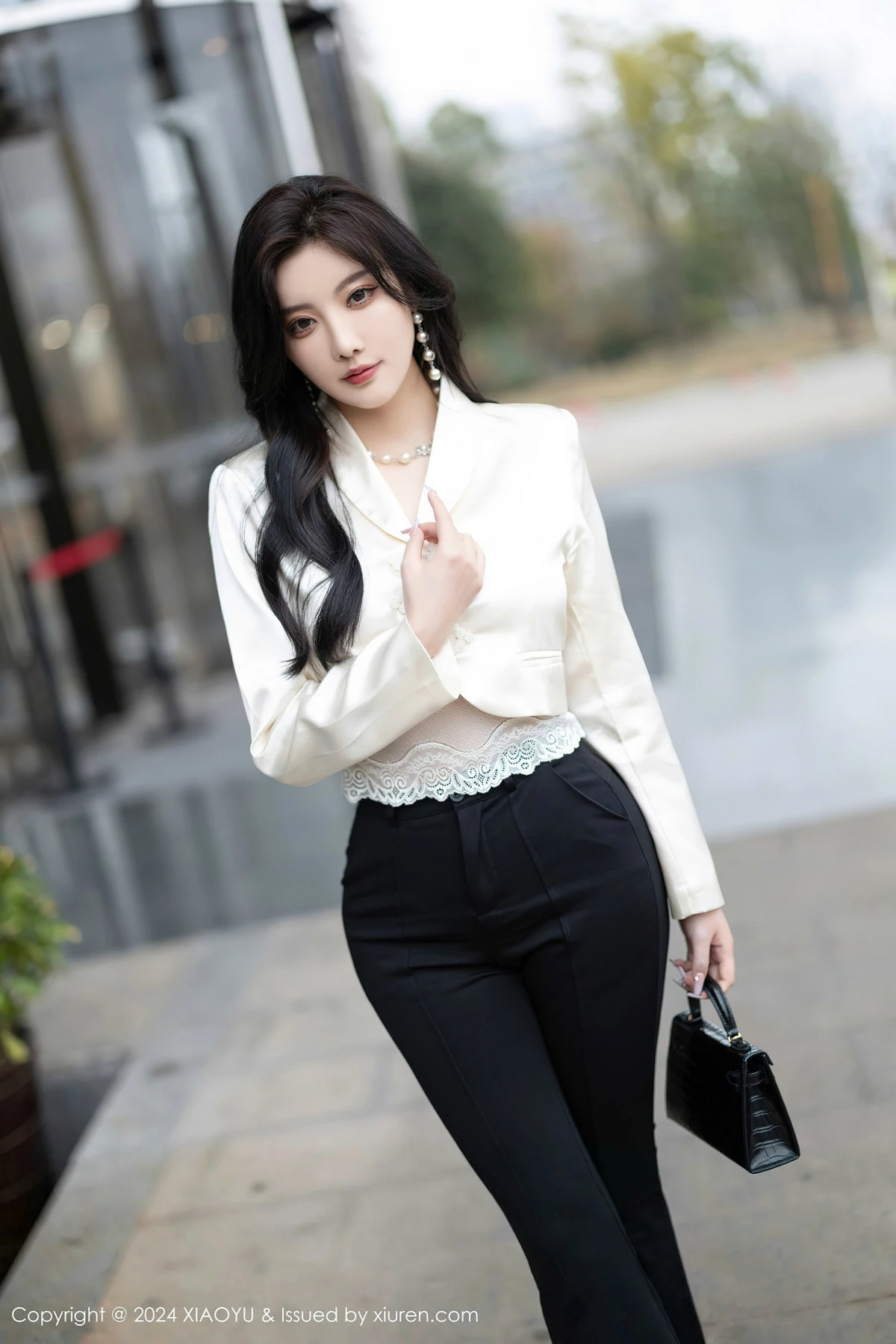 秀人集.com_[XiaoYu画语界]Vol.1233_女神杨晨晨Yome性感白色蕾丝内衣+黑色情趣内衣完美诱惑写真80P