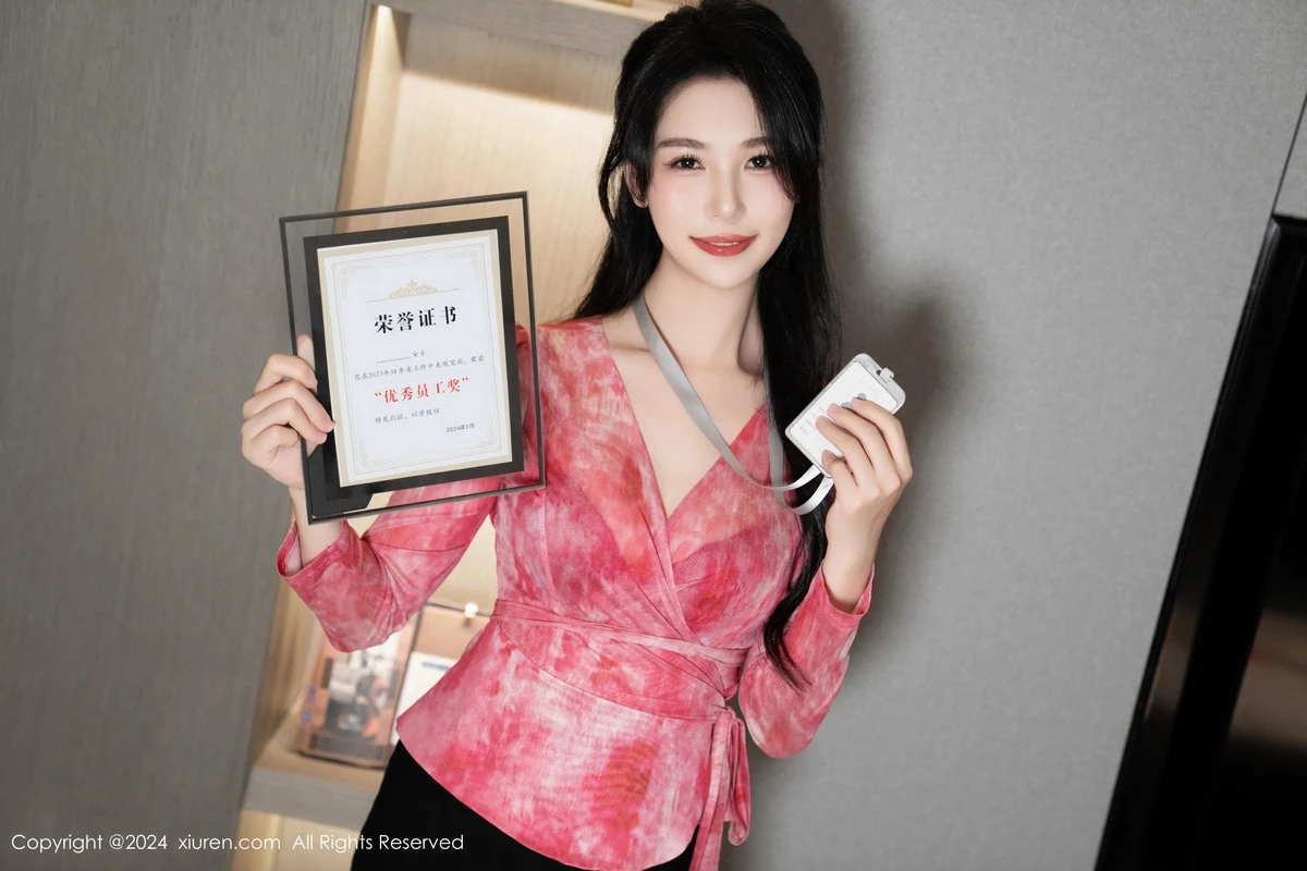 秀人集.com_[XiuRen秀人网]No.8269_模特利世浴室性感红色蕾丝内衣配闪亮黑丝秀曼妙身姿诱惑写真70P